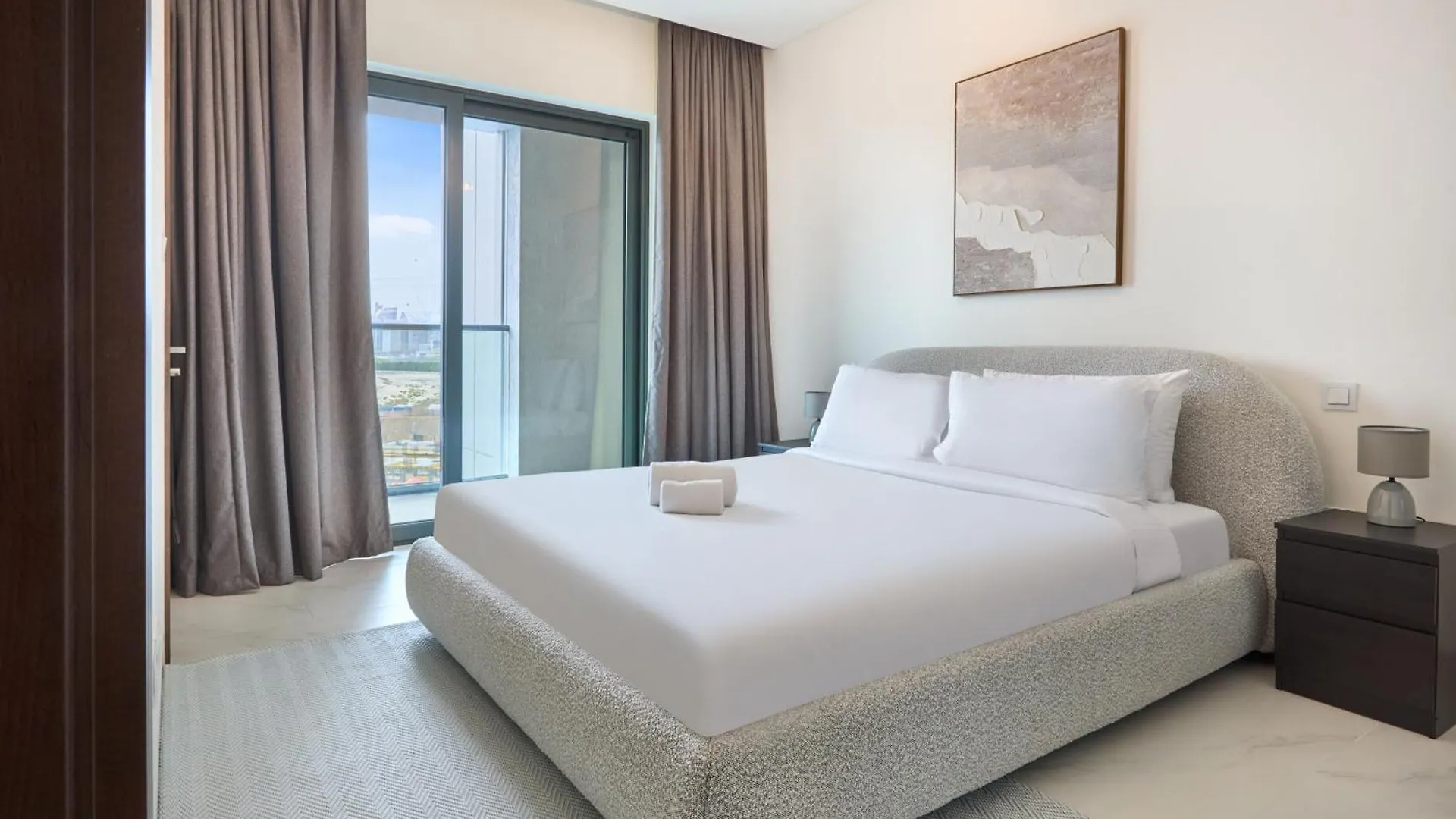 Stay By Latinem Luxury 1Br Holiday Home Cvg 409 Near Burj Khalifa Dubai